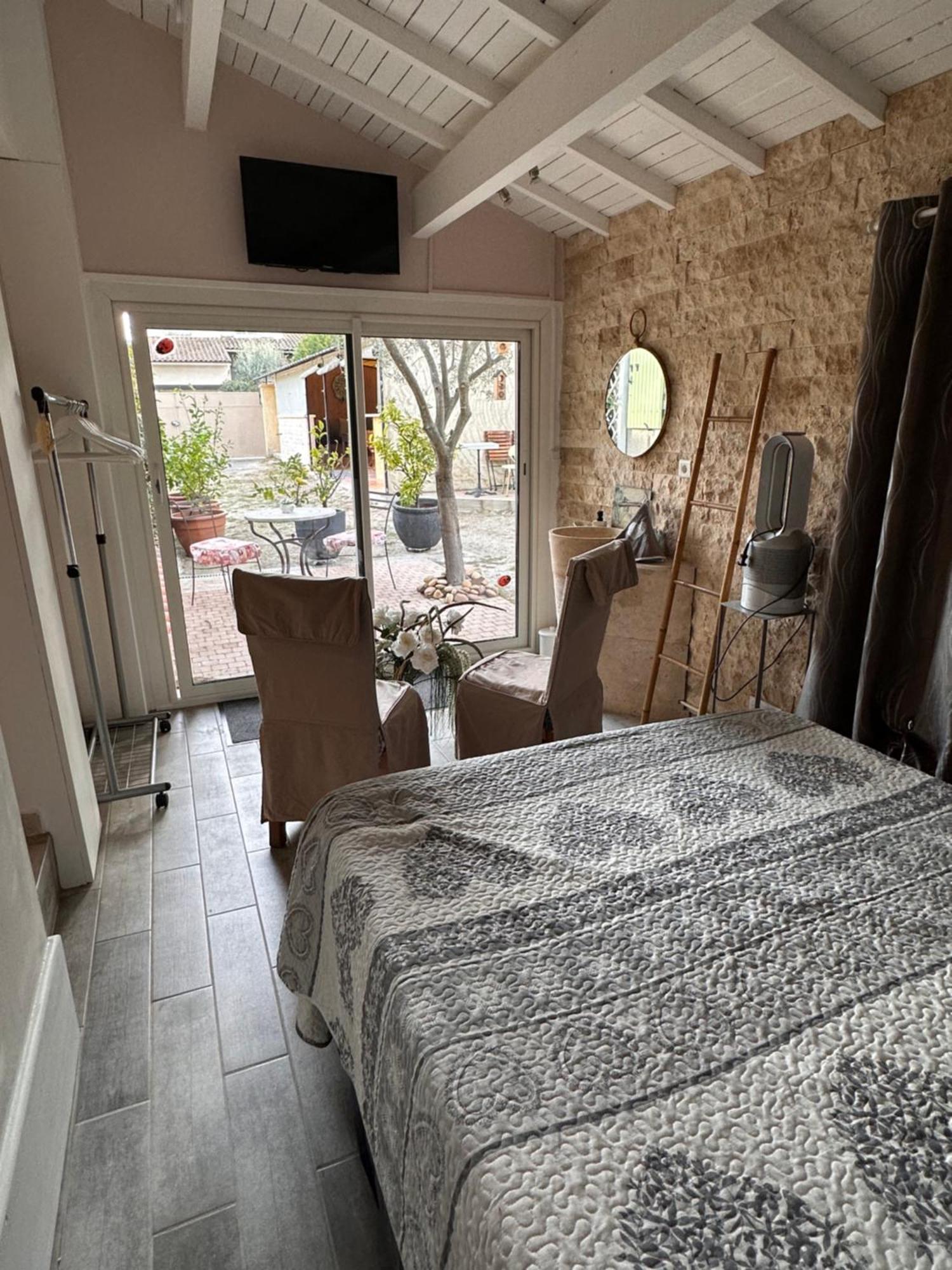 Beau Ciel Apartamento Châteauneuf-de-Gadagne Exterior foto