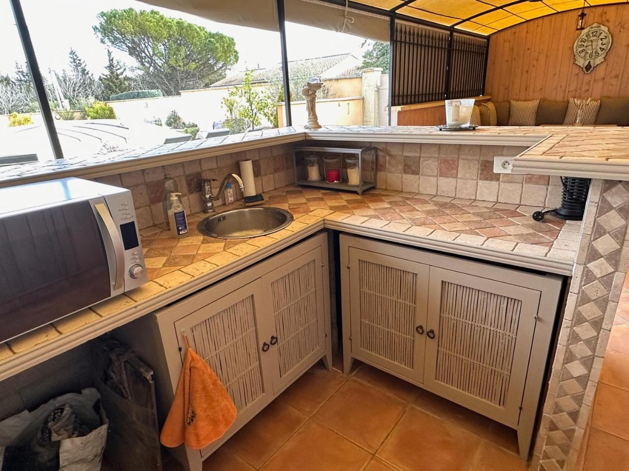 Beau Ciel Apartamento Châteauneuf-de-Gadagne Exterior foto